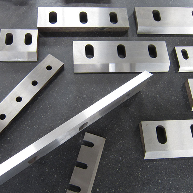 Crusher blade